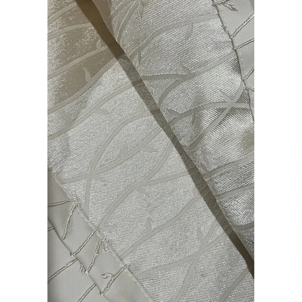 JCPenney Home Embroidered‎ Shower Curtain Fabric Leave Vine Garden Cream